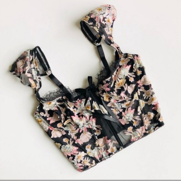 Victoria's Secret SET - Dream Angels Floral Mesh - Bustier & Thong - 34D and L - Picture 3 of 8